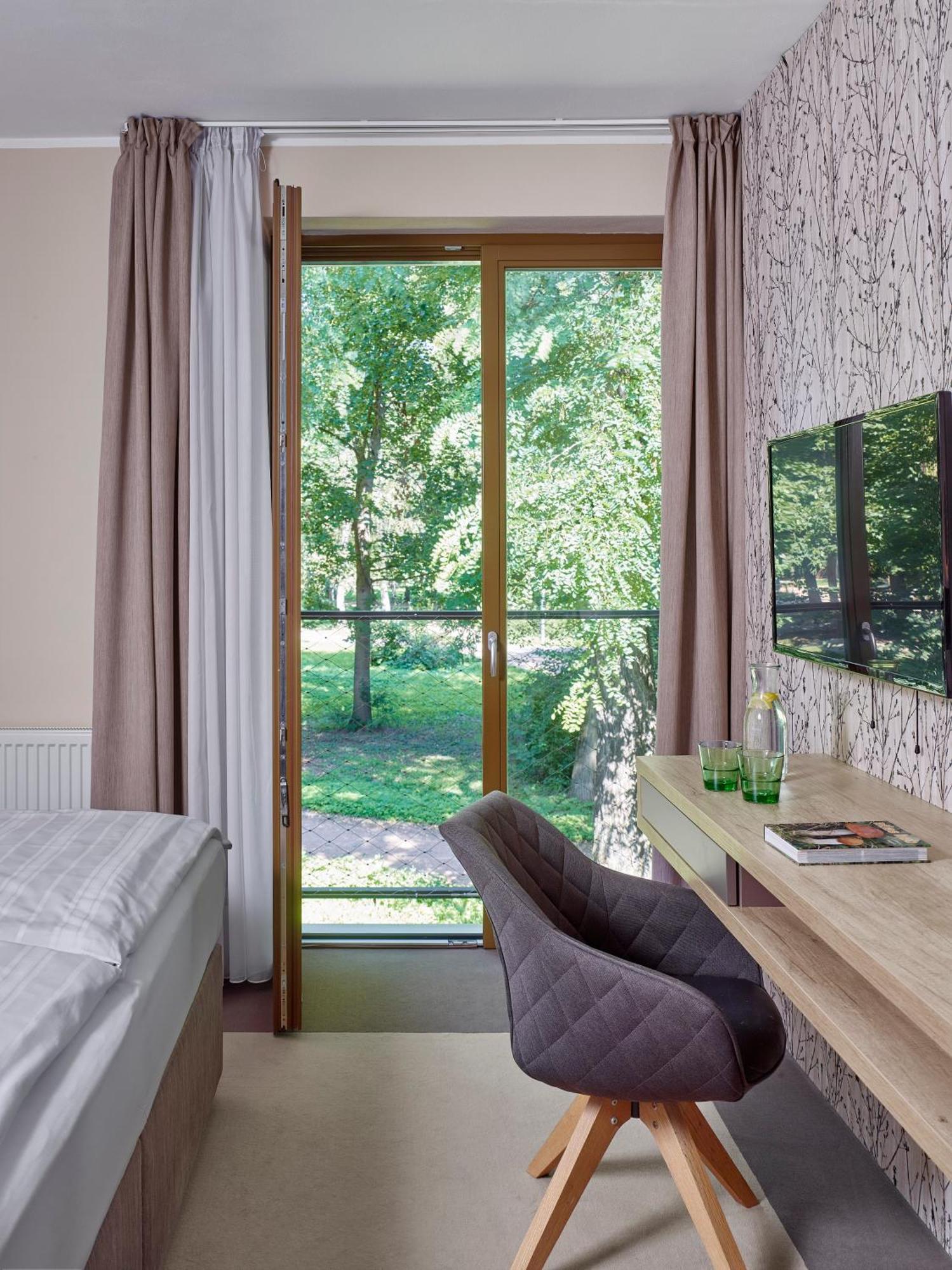 Panska Zahrada Hotel Dobřichovice