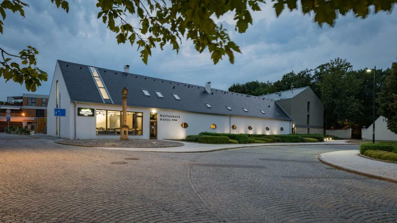 Panská Zahrada Dobřichovice